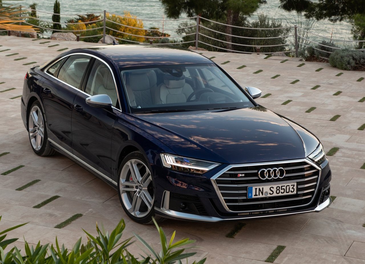 2020 - AUDI S8, foto 1