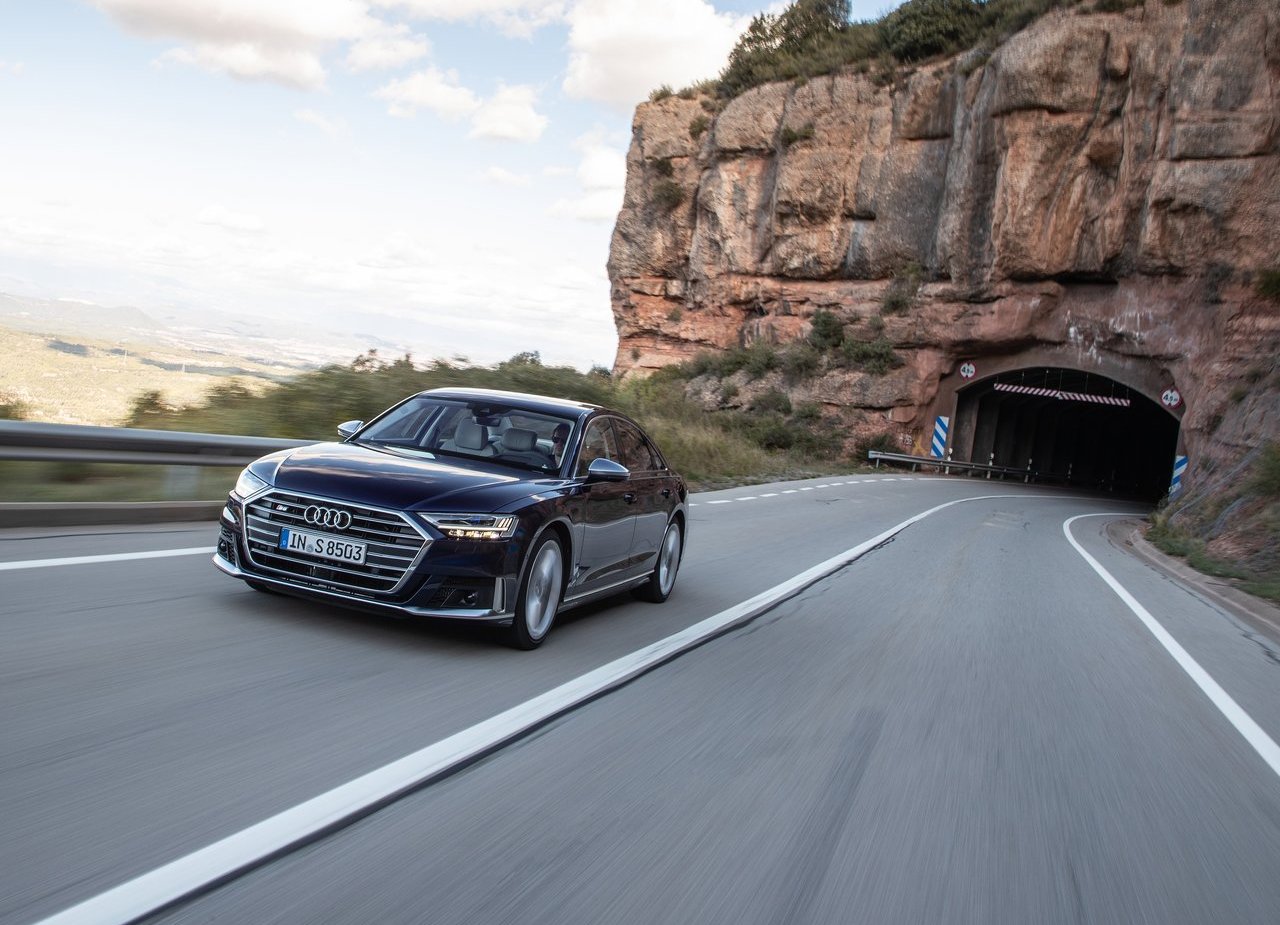 2020 - AUDI S8, foto 22