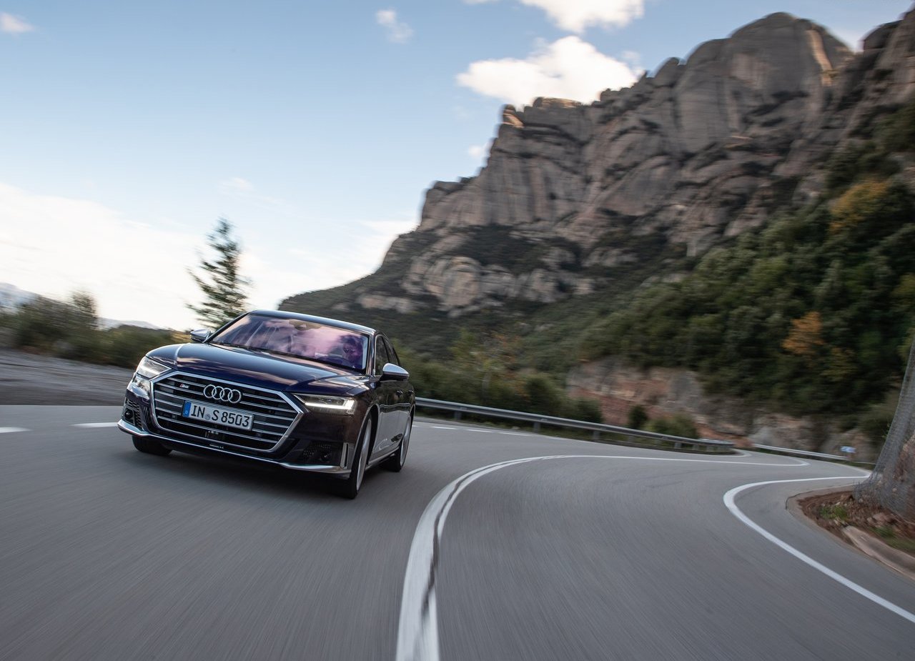 2020 - AUDI S8, foto 28
