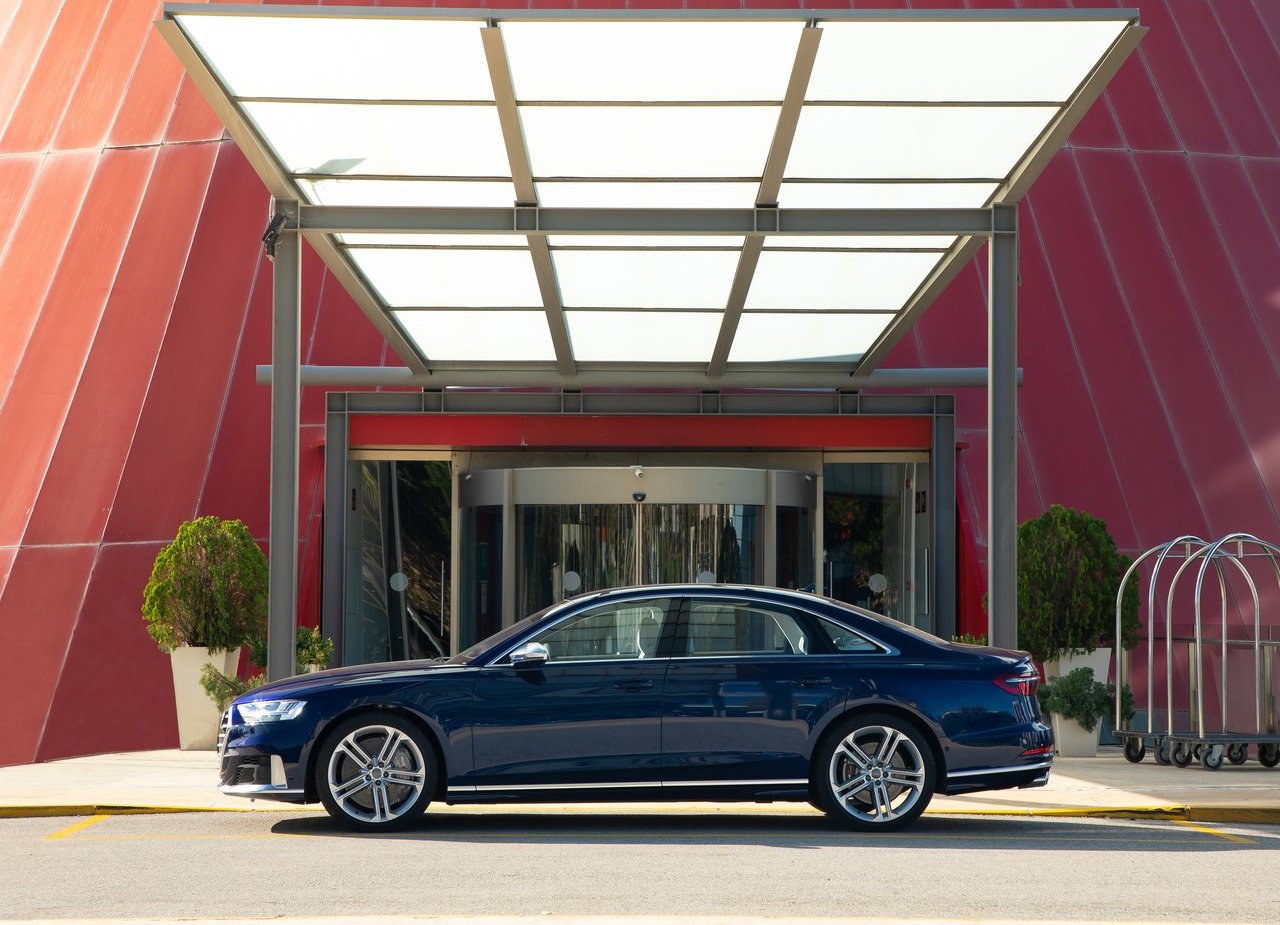 2020 - AUDI S8, foto 37