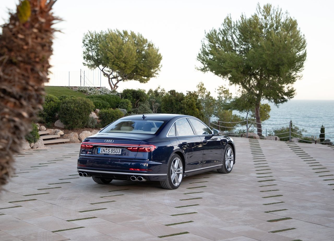 2020 - AUDI S8, foto 45