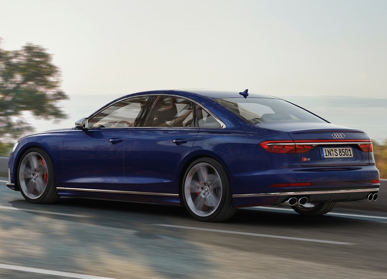 2020 - AUDI S8, foto 46