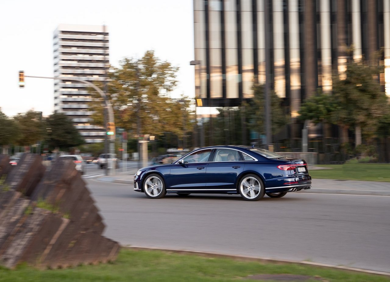 2020 - AUDI S8, foto 48