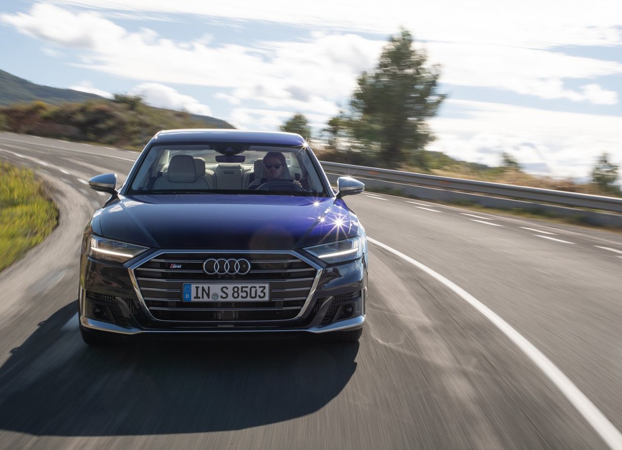 2020 - AUDI S8, foto 52