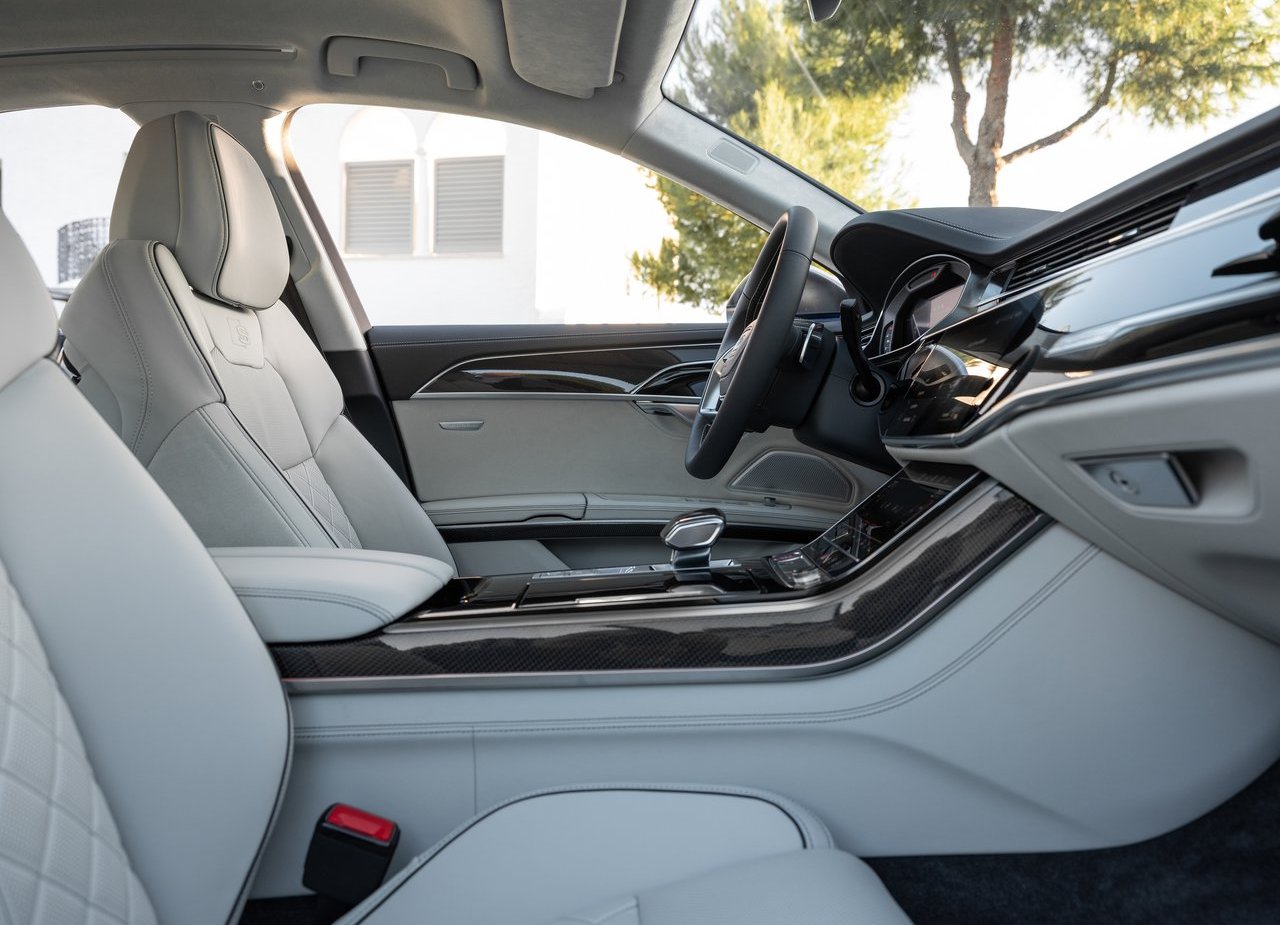 2020 - AUDI S8, foto 59