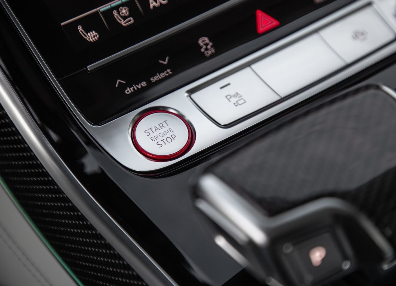 2020 - AUDI S8, foto 63