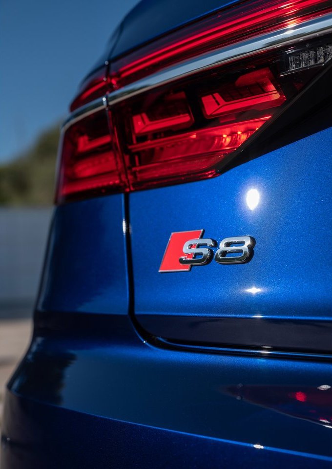 2020 - AUDI S8, foto 84