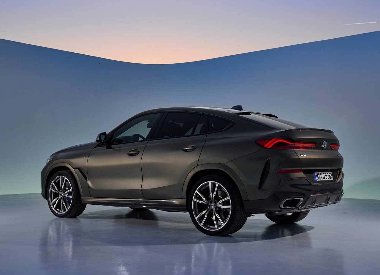 BMW X6 M50i, foto 18