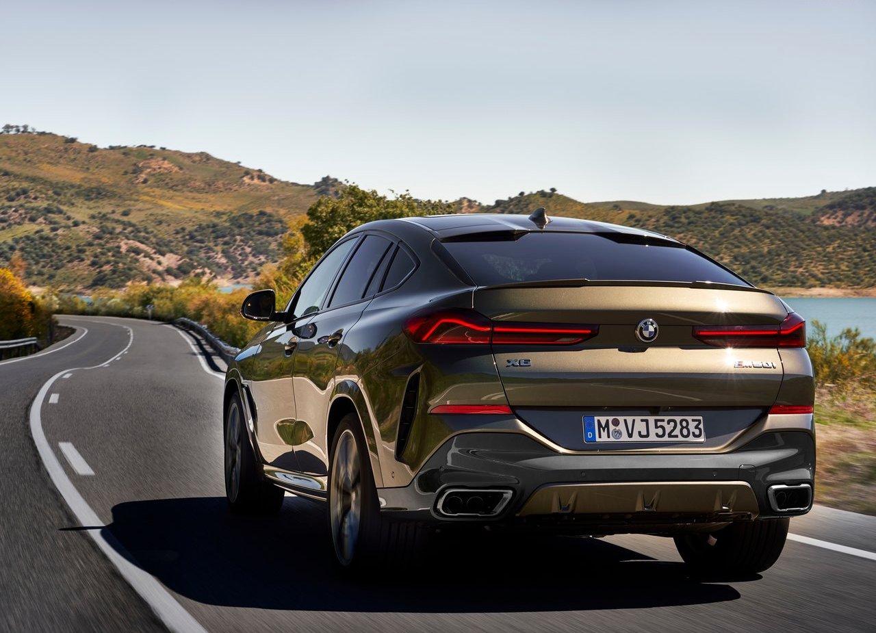 BMW X6 M50i, foto 27