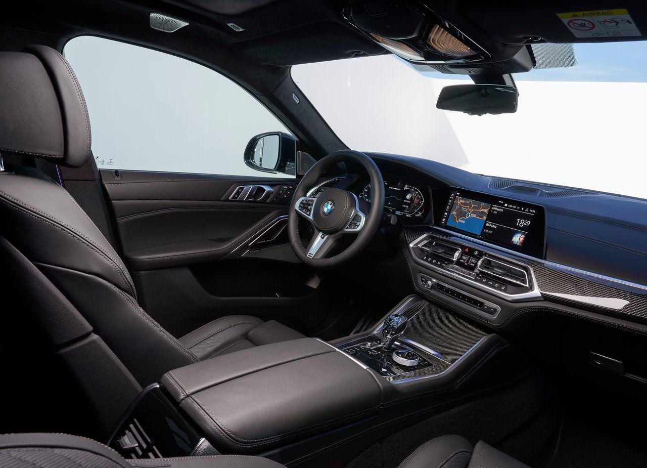 BMW X6 M50i, foto 34