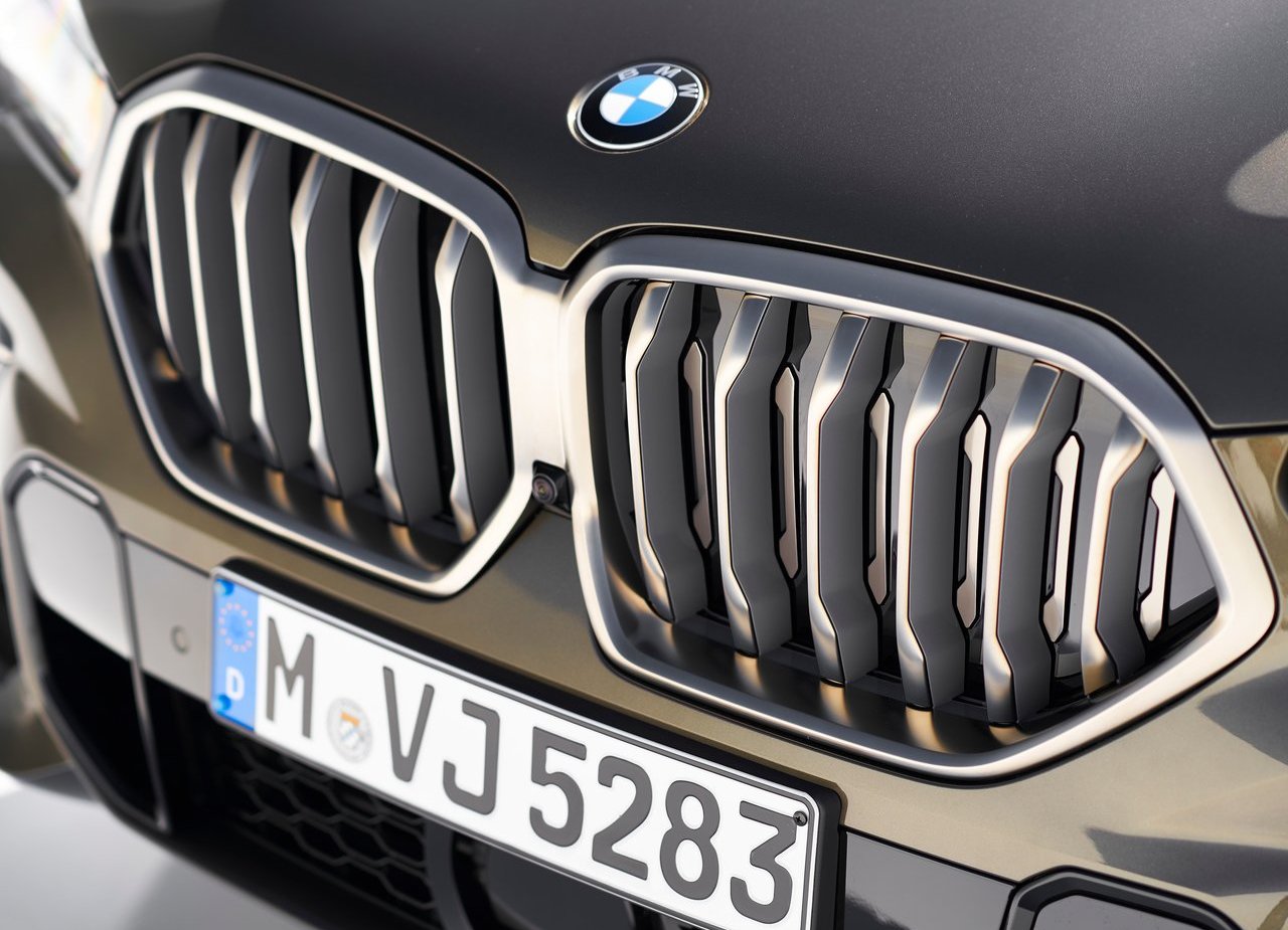 BMW X6 M50i, foto 38