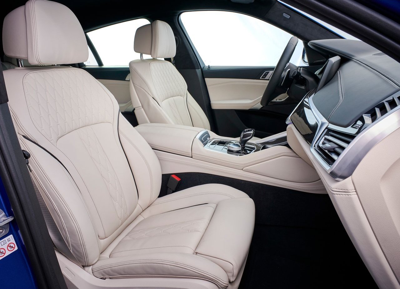 BMW X6 M50i, foto 115