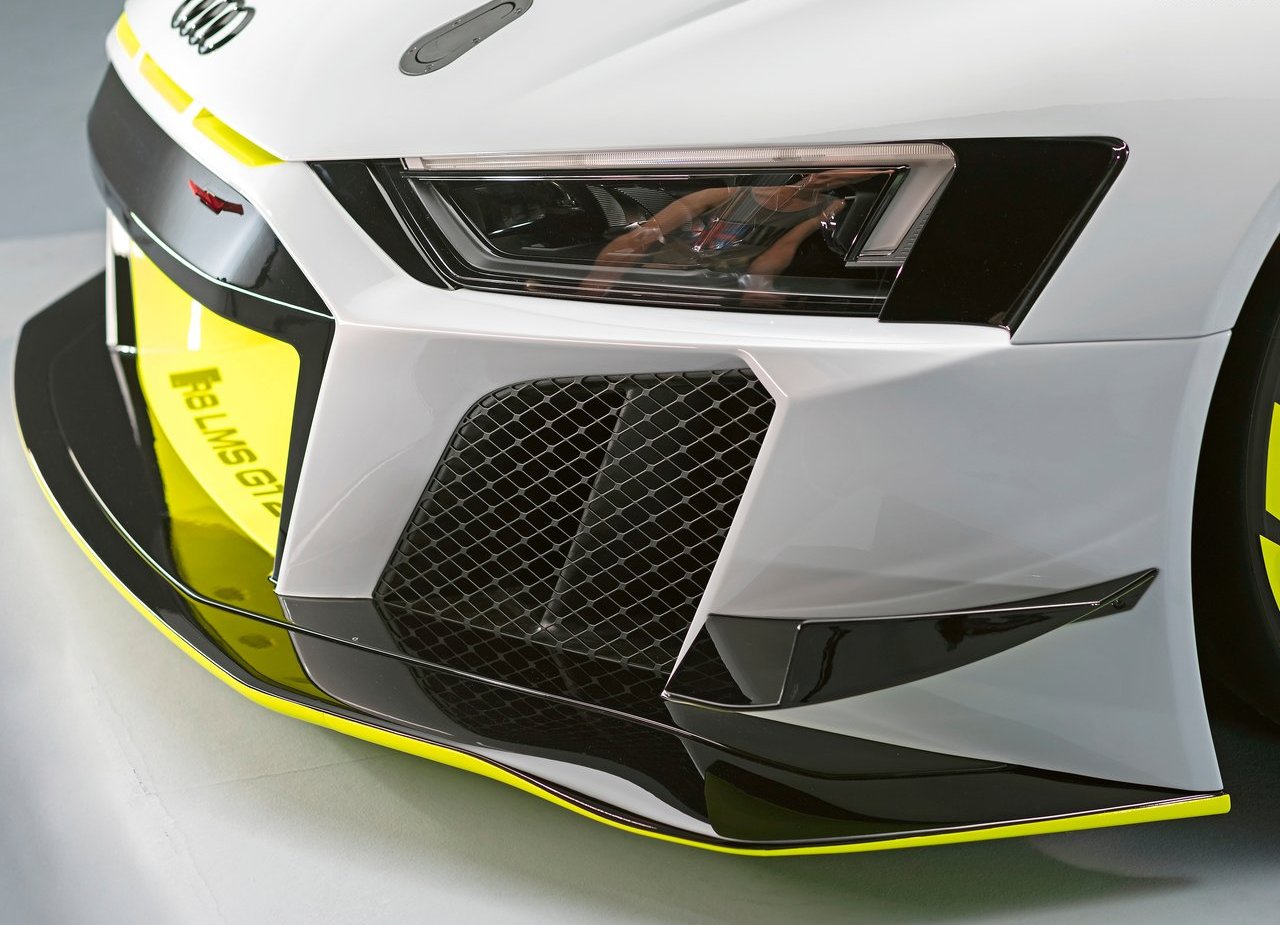 2020 - AUDI R8 LMS GT2, foto 12