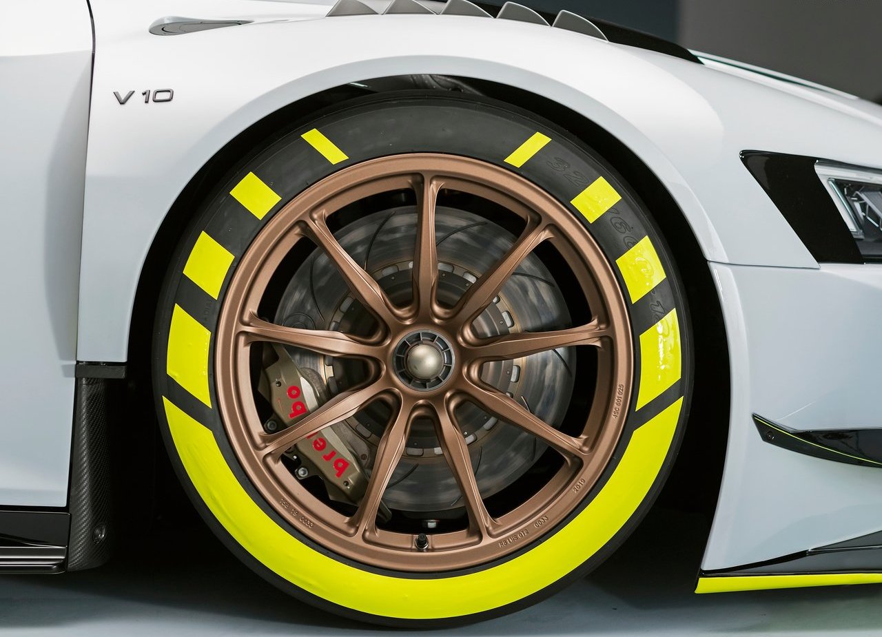2020 - AUDI R8 LMS GT2, foto 18