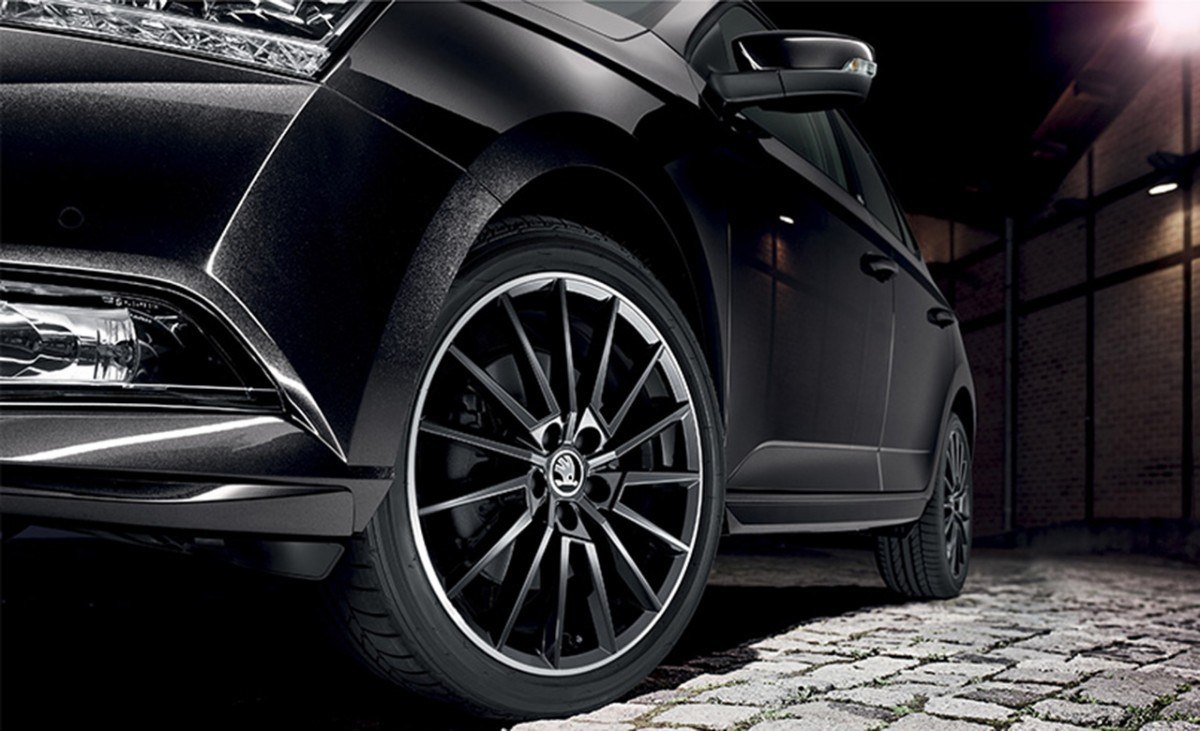 2019 - SKODA FABIA BLACK EDITION, foto 5