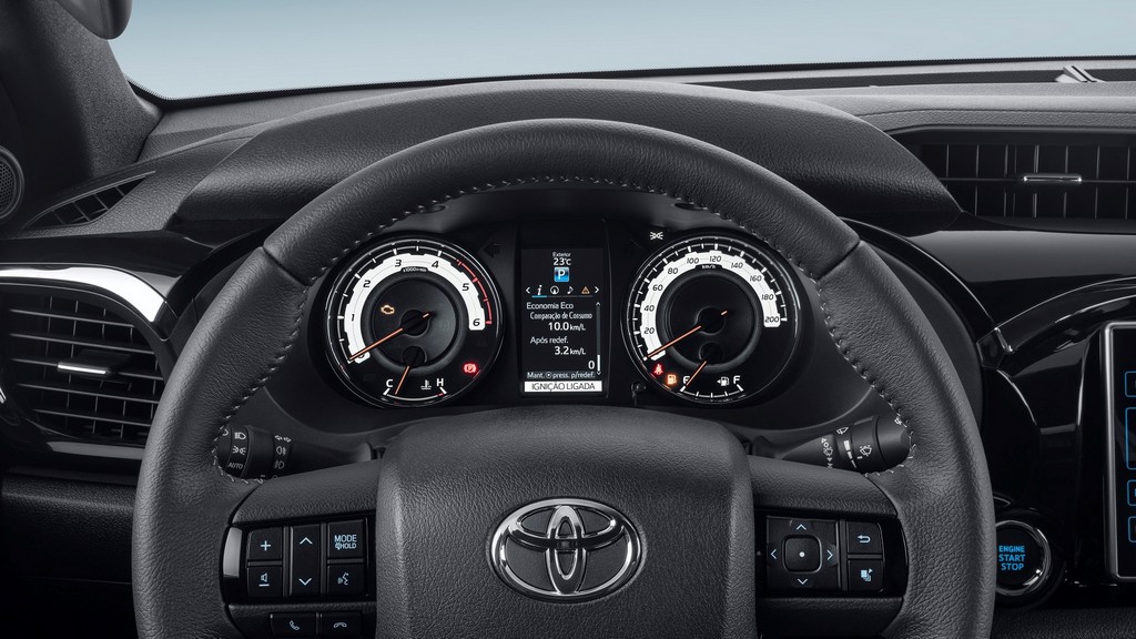 TOYOTA HILUX & SW4, foto 11