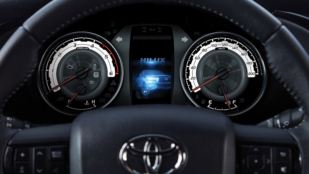 TOYOTA HILUX & SW4, foto 12