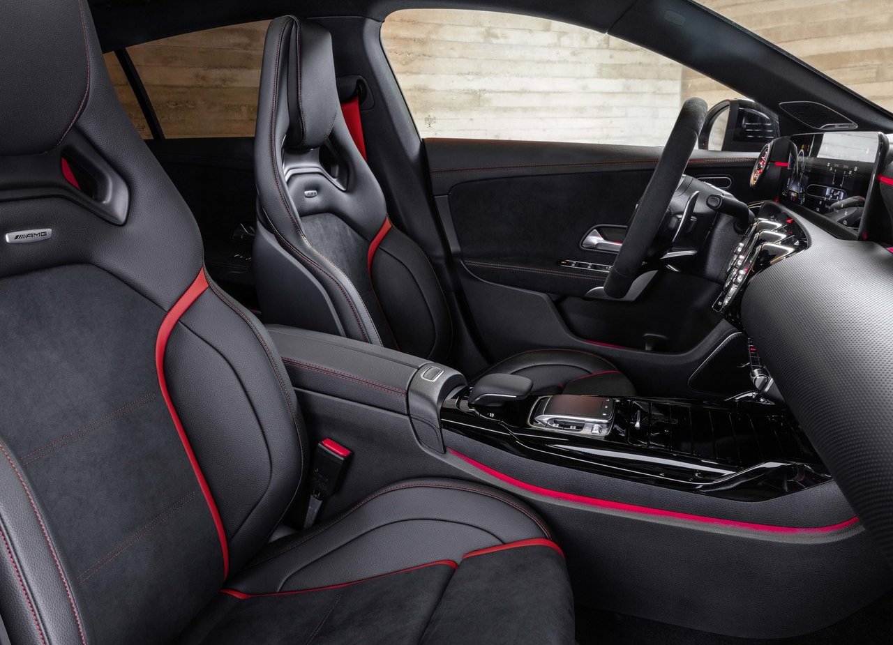 MERCEDES-AMG CLA 45 SHOOTING BRAKE, foto 30