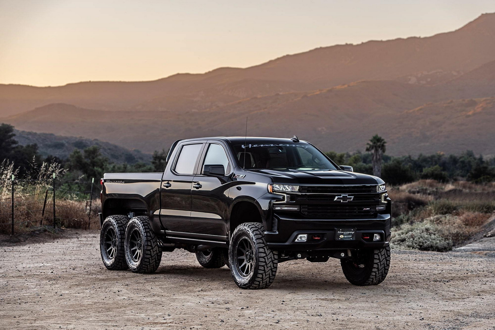 CHEVROLET SILVERADO GOLIATH 6X6 BY HENNESSEY, foto 1