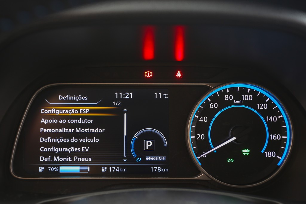 NISSAN LEAF, foto 98