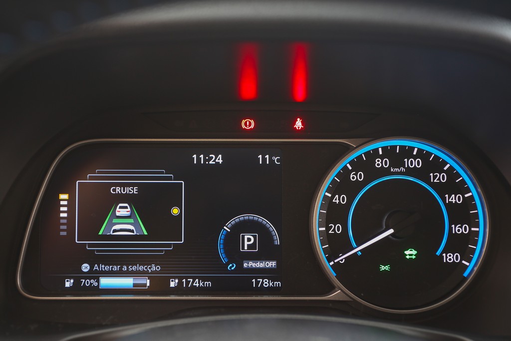 NISSAN LEAF, foto 104