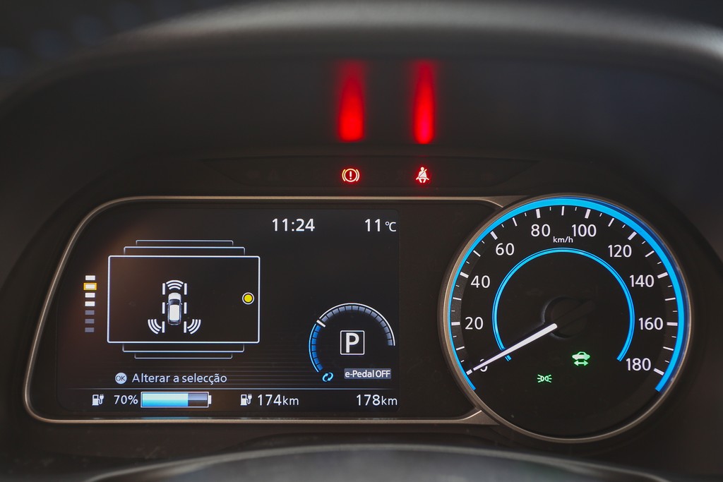 NISSAN LEAF, foto 105