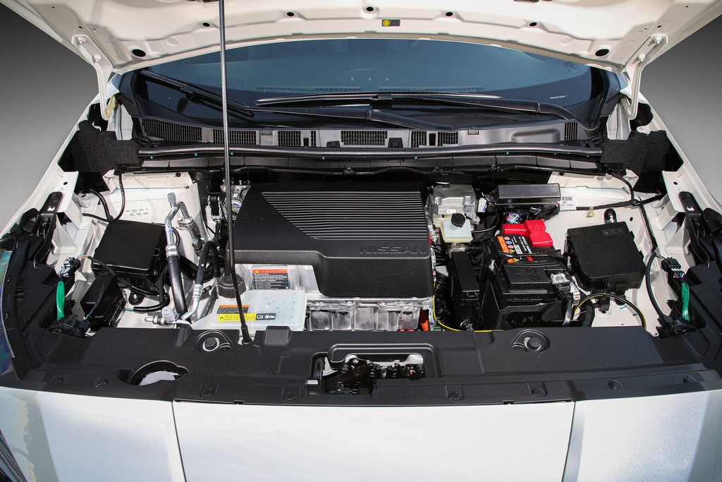 NISSAN LEAF, foto 117