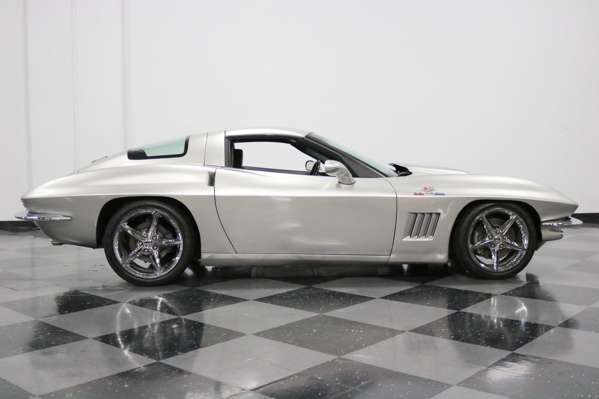 CHEVROLET CORVETTE C2 BY KARL KUSTOMS, foto 11