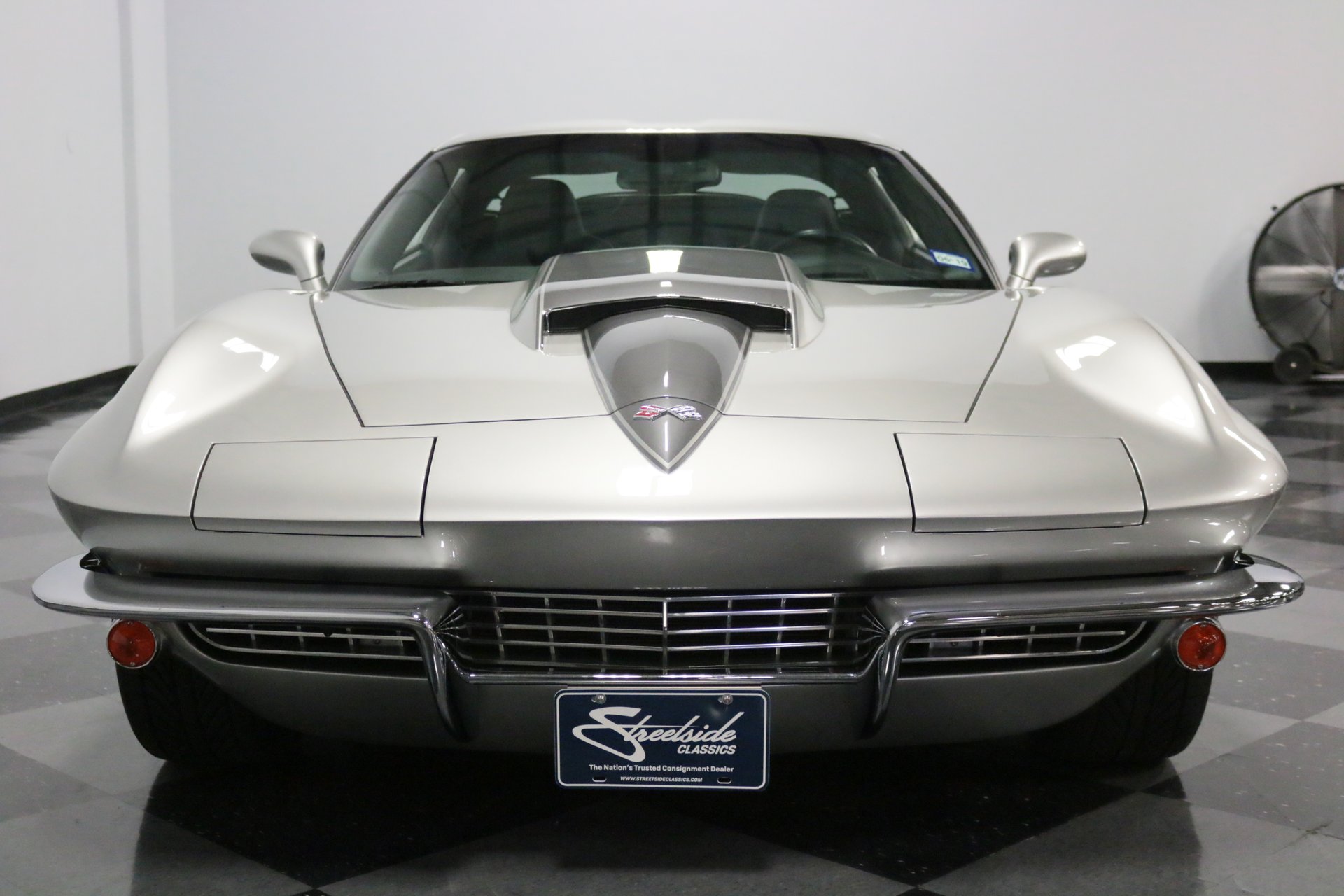 CHEVROLET CORVETTE C2 BY KARL KUSTOMS, foto 15