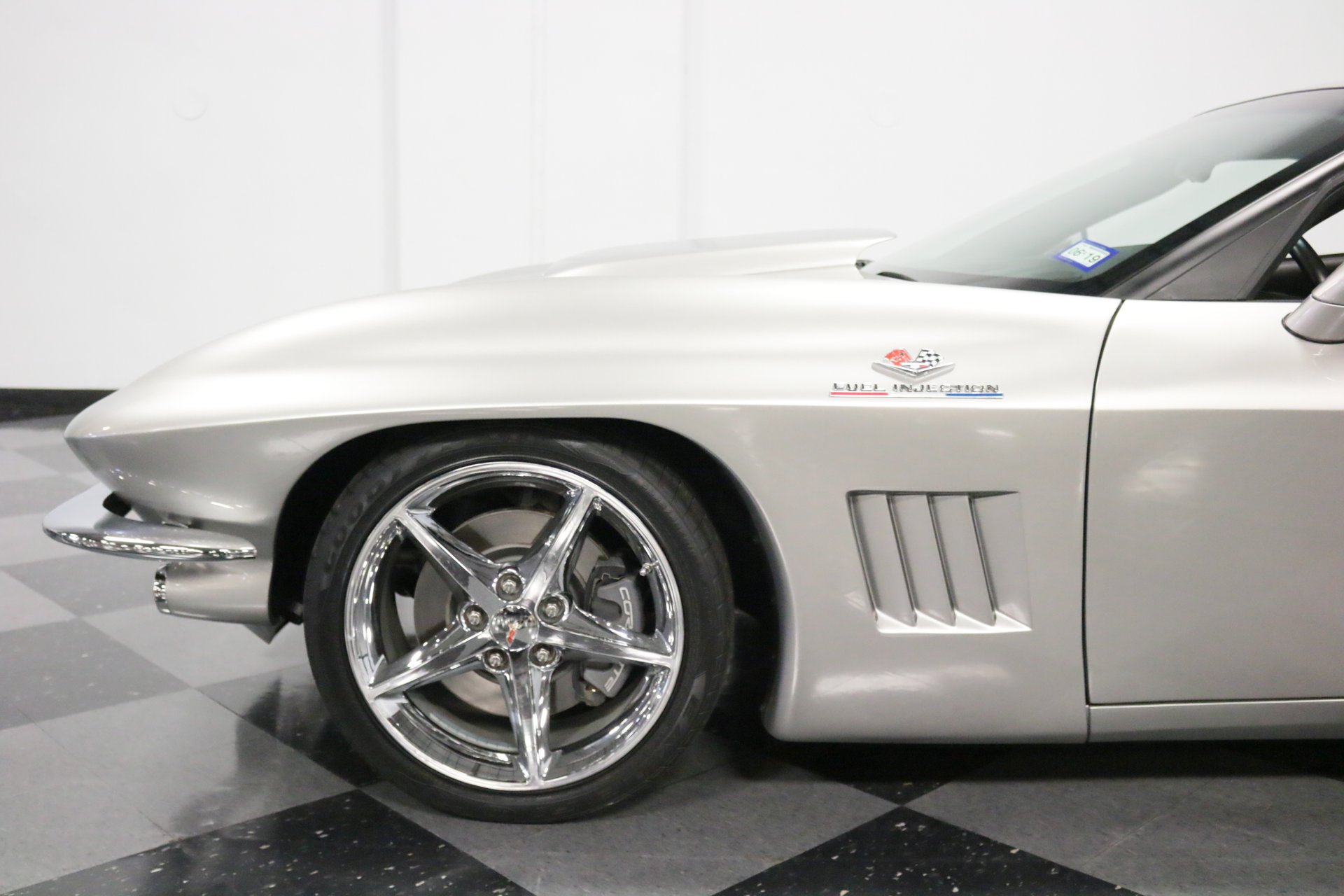 CHEVROLET CORVETTE C2 BY KARL KUSTOMS, foto 22