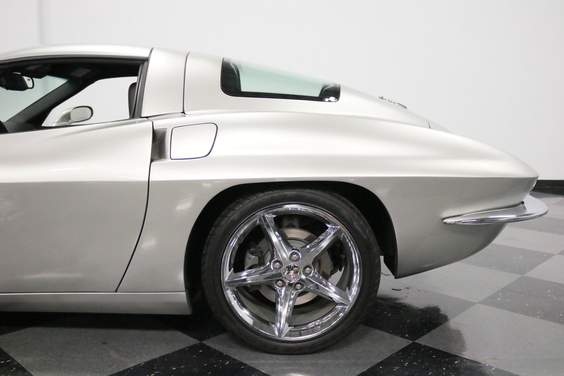 CHEVROLET CORVETTE C2 BY KARL KUSTOMS, foto 24