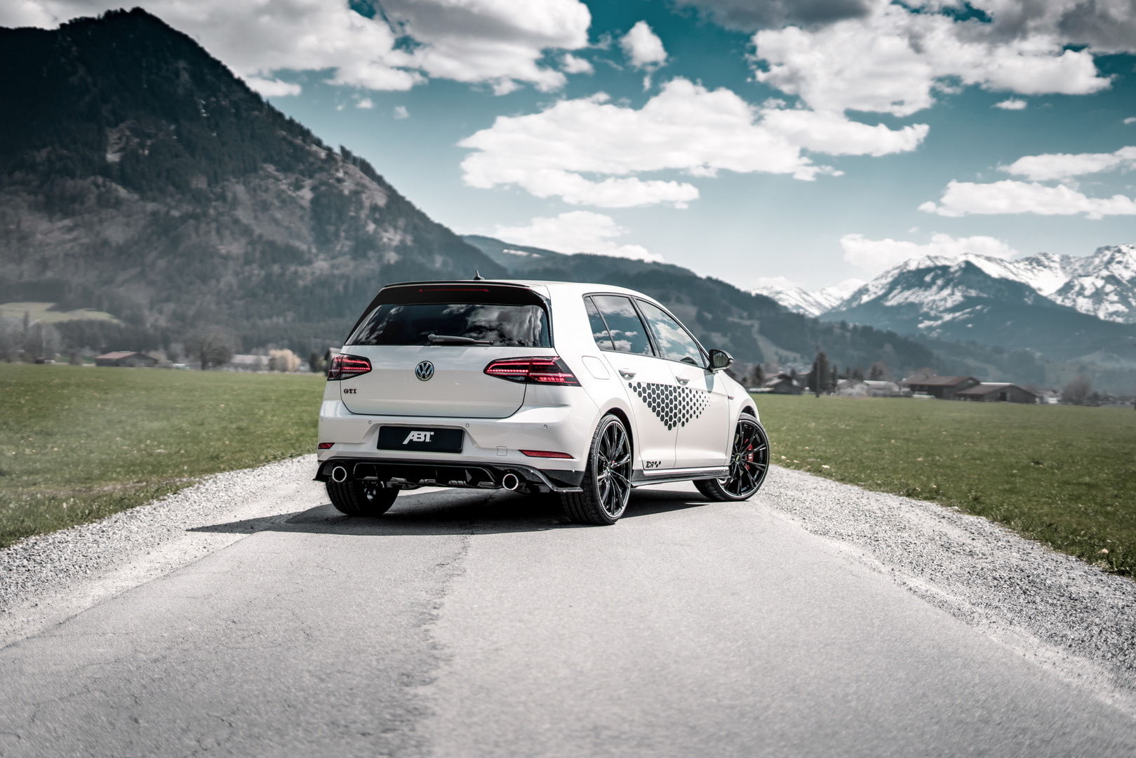 2019 - VOLKSWAGEN GOLF GTI TCR BY ABT SPORTSLINE, foto 5