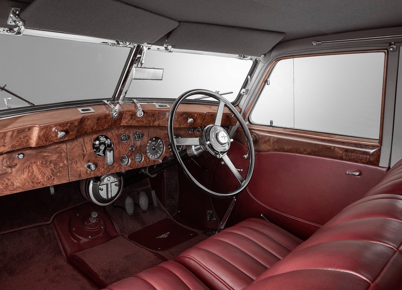 BENTLEY CORNICHE BY MULLINER, foto 6