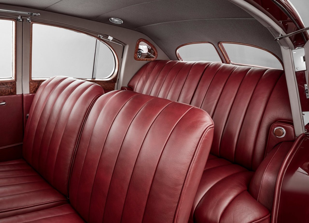 BENTLEY CORNICHE BY MULLINER, foto 7