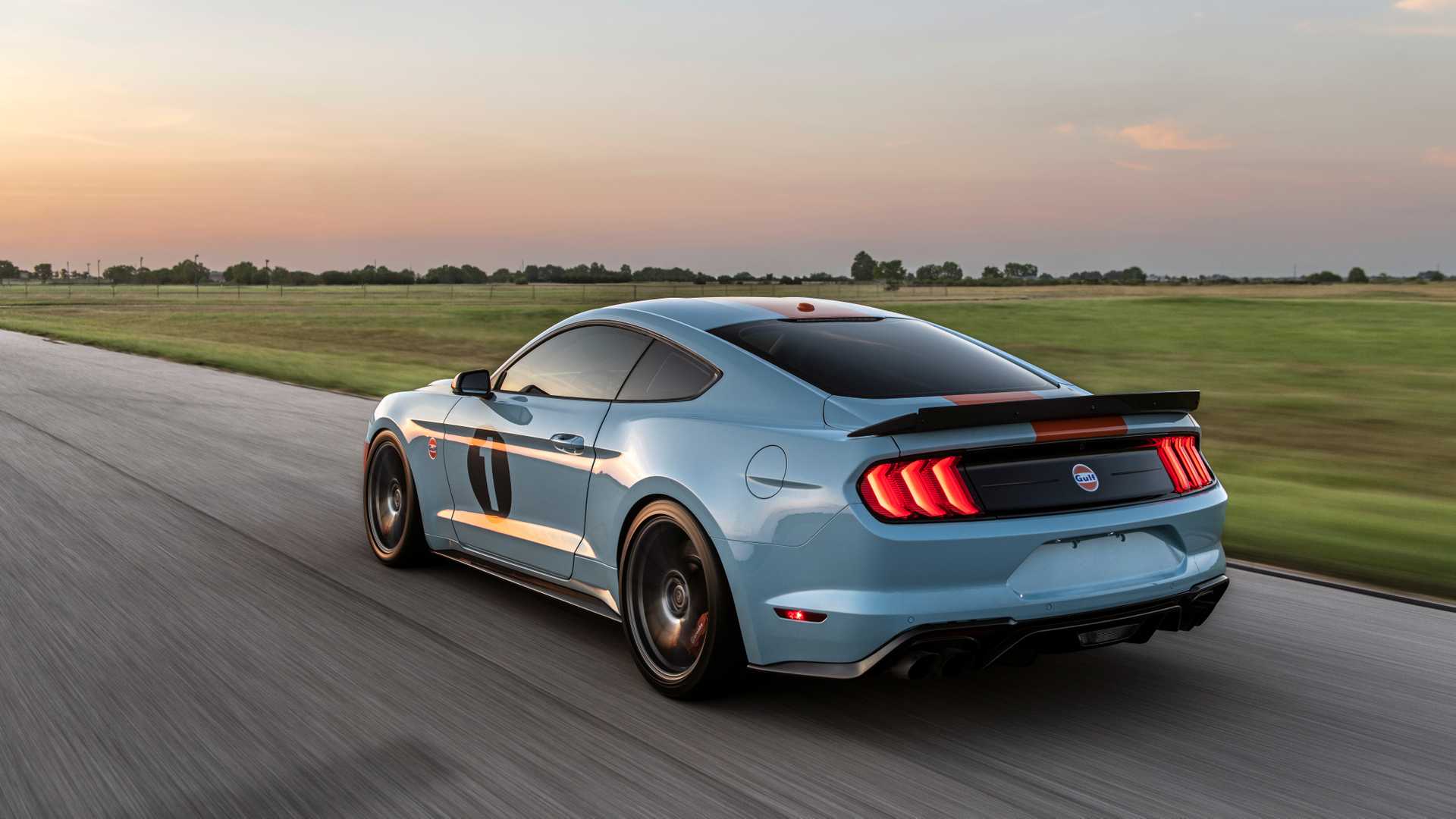 2019 - FORD MUSTANG GULF HERITAGE EDITION, foto 2
