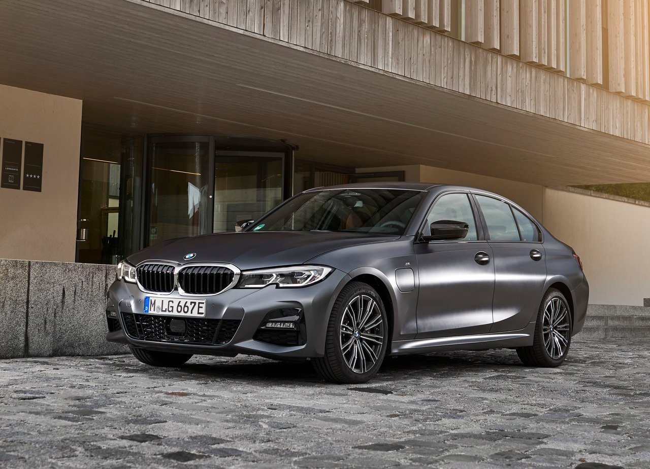 2019 - BMW 330e SEDAN, foto 4