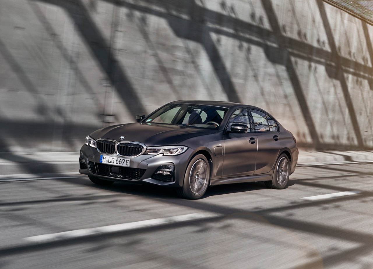 2019 - BMW 330e SEDAN, foto 15