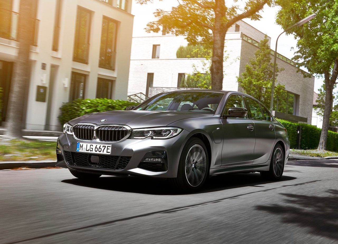 2019 - BMW 330e SEDAN, foto 19