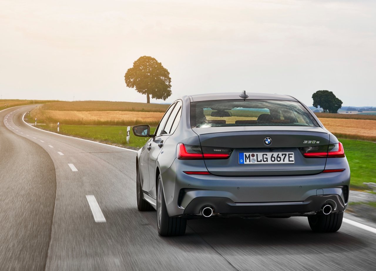 2019 - BMW 330e SEDAN, foto 52