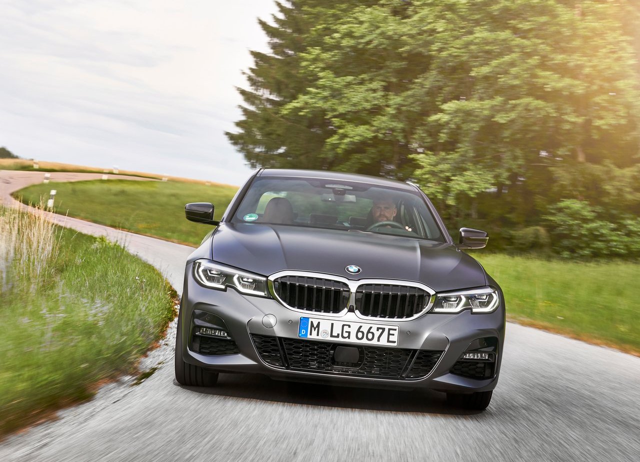 2019 - BMW 330e SEDAN, foto 59