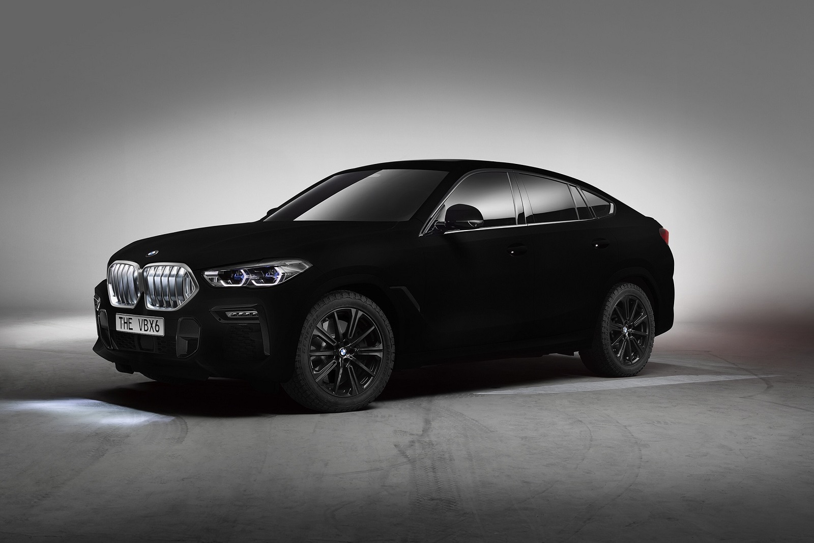 2019 - BMW X6 VANTABLACK, foto 1