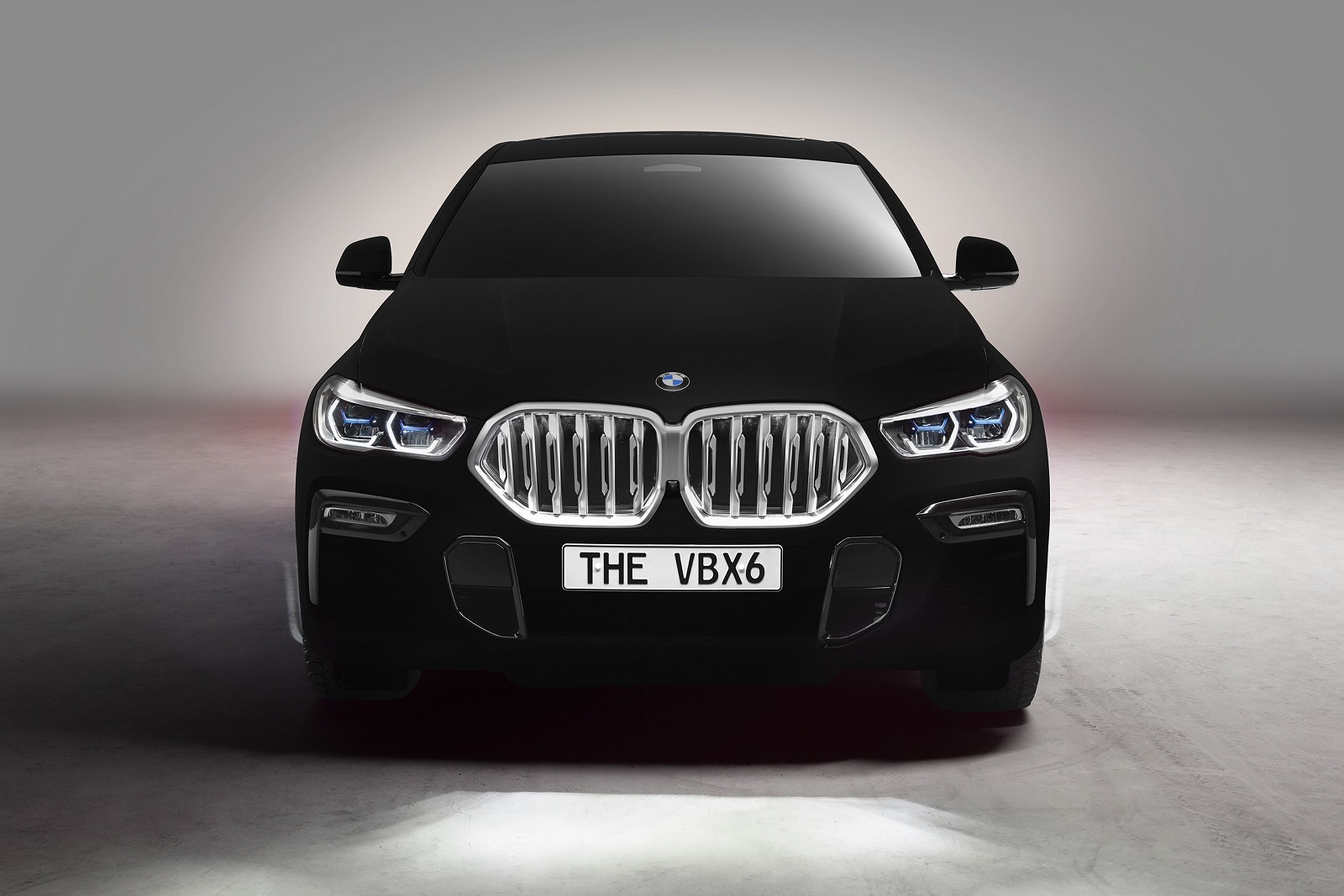 2019 - BMW X6 VANTABLACK, foto 5