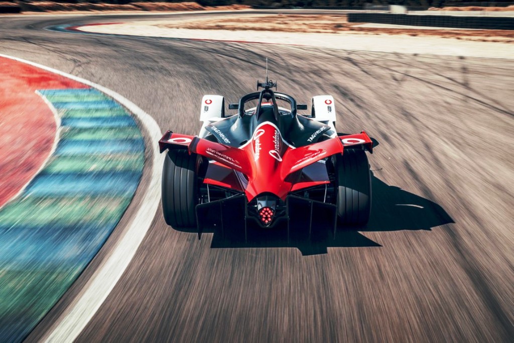 2020 - PORSCHE 99X ELECTRIC, foto 3