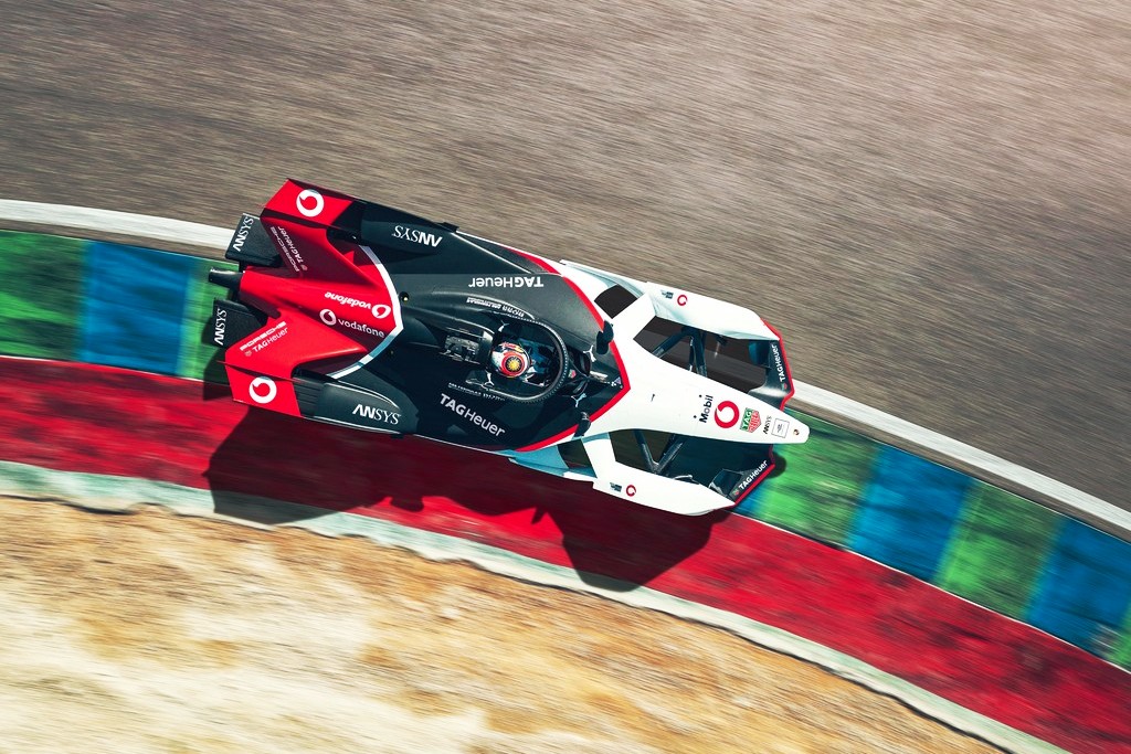 2020 - PORSCHE 99X ELECTRIC, foto 4