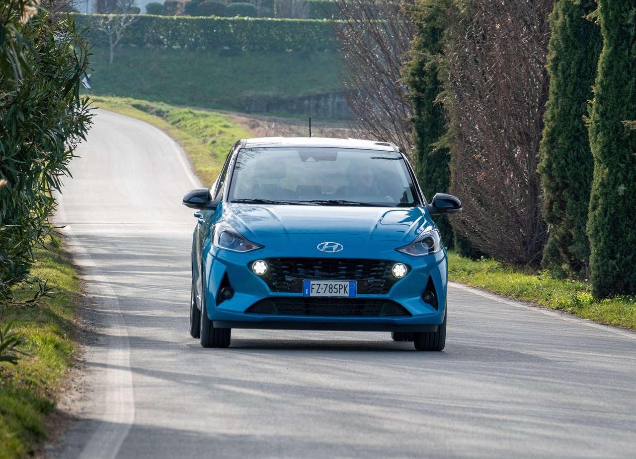 2020 - HYUNDAI i10, foto 24