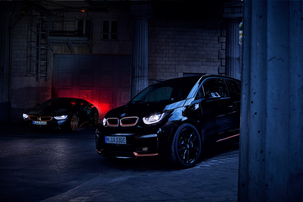 2019 - BMW i3 EDITION ROADSTYLE & i8 ULTIMATE SOPHISTO EDITION, foto 2