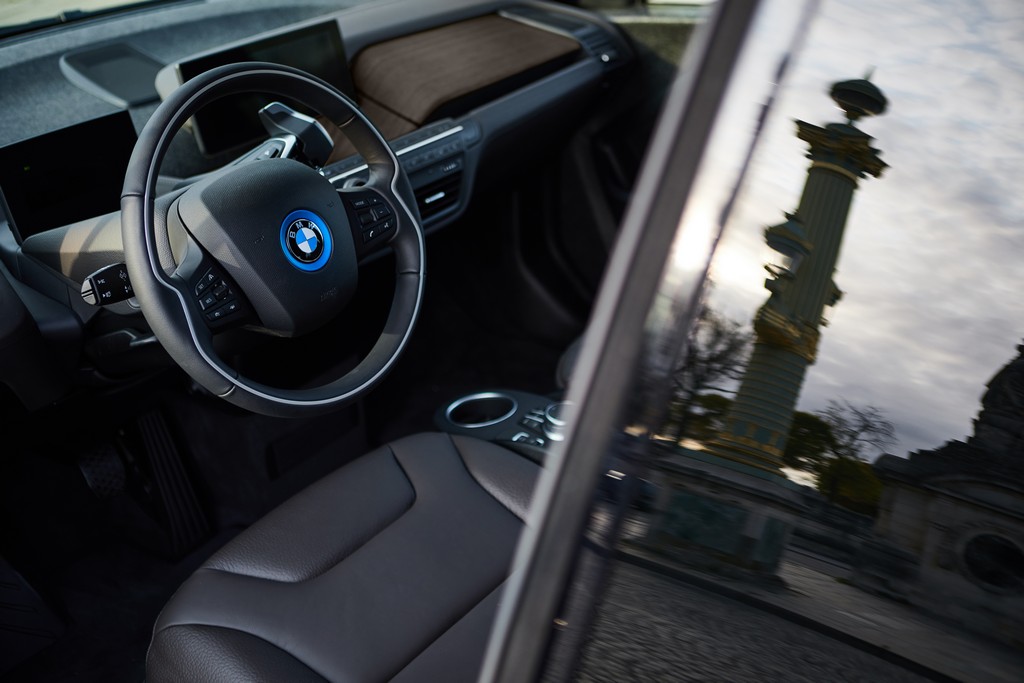 2019 - BMW i3 EDITION ROADSTYLE & i8 ULTIMATE SOPHISTO EDITION, foto 7