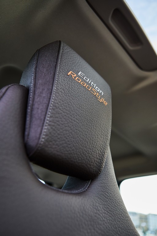 2019 - BMW i3 EDITION ROADSTYLE & i8 ULTIMATE SOPHISTO EDITION, foto 9