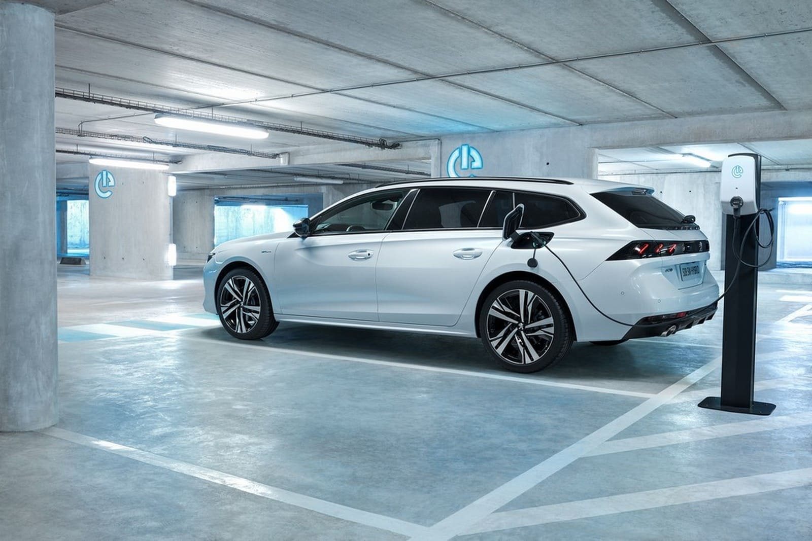 2020 - PEUGEOT 508 HYBRID & 508 SW HYBRID, foto 4