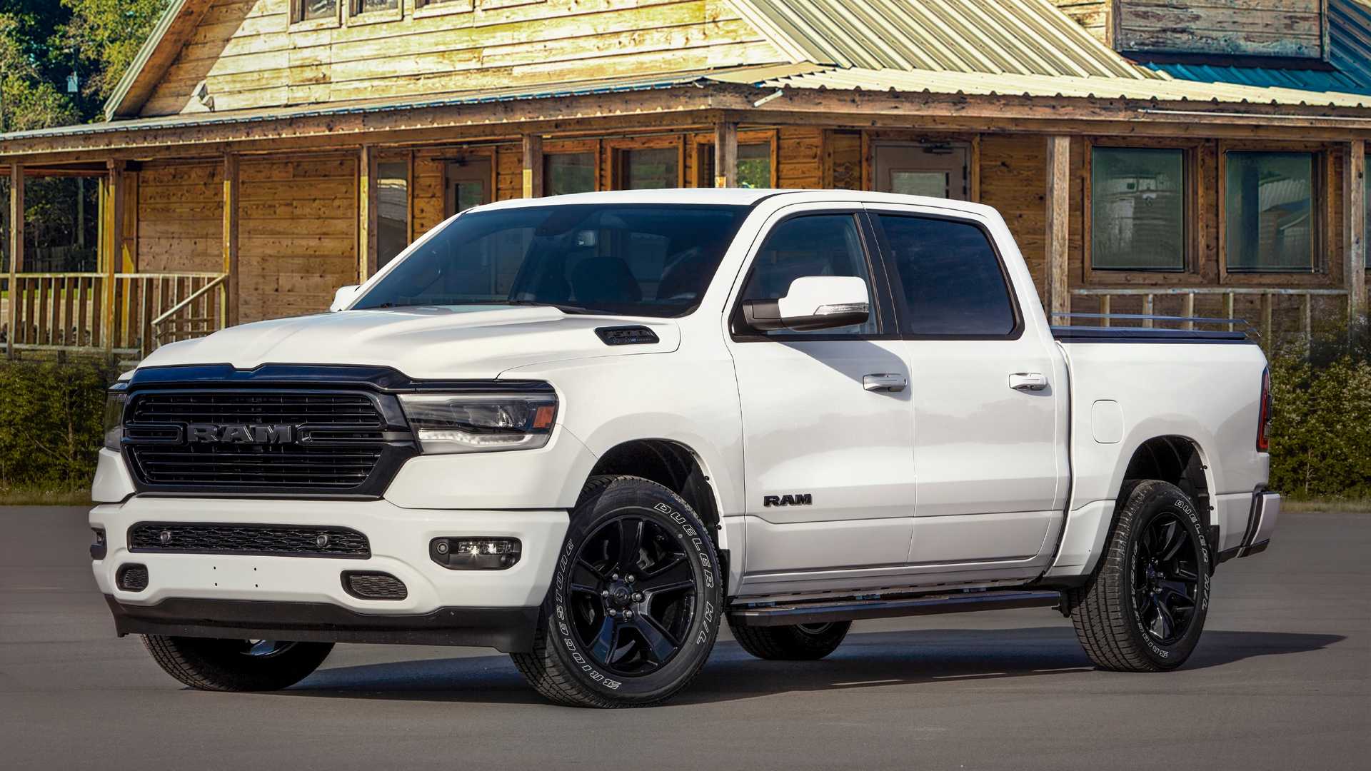 2020 - RAM 1500 NIGHT EDITION & REBEL BLACK PACKAGE, foto 2